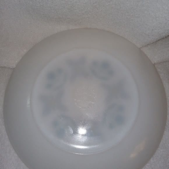 Pyrex plates - Picture 3 of 3